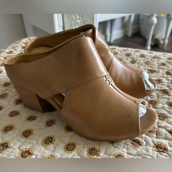 Slayte Footwear Miranda Tan Leather Mule Sandal Size 8 - Picture 2 of 8